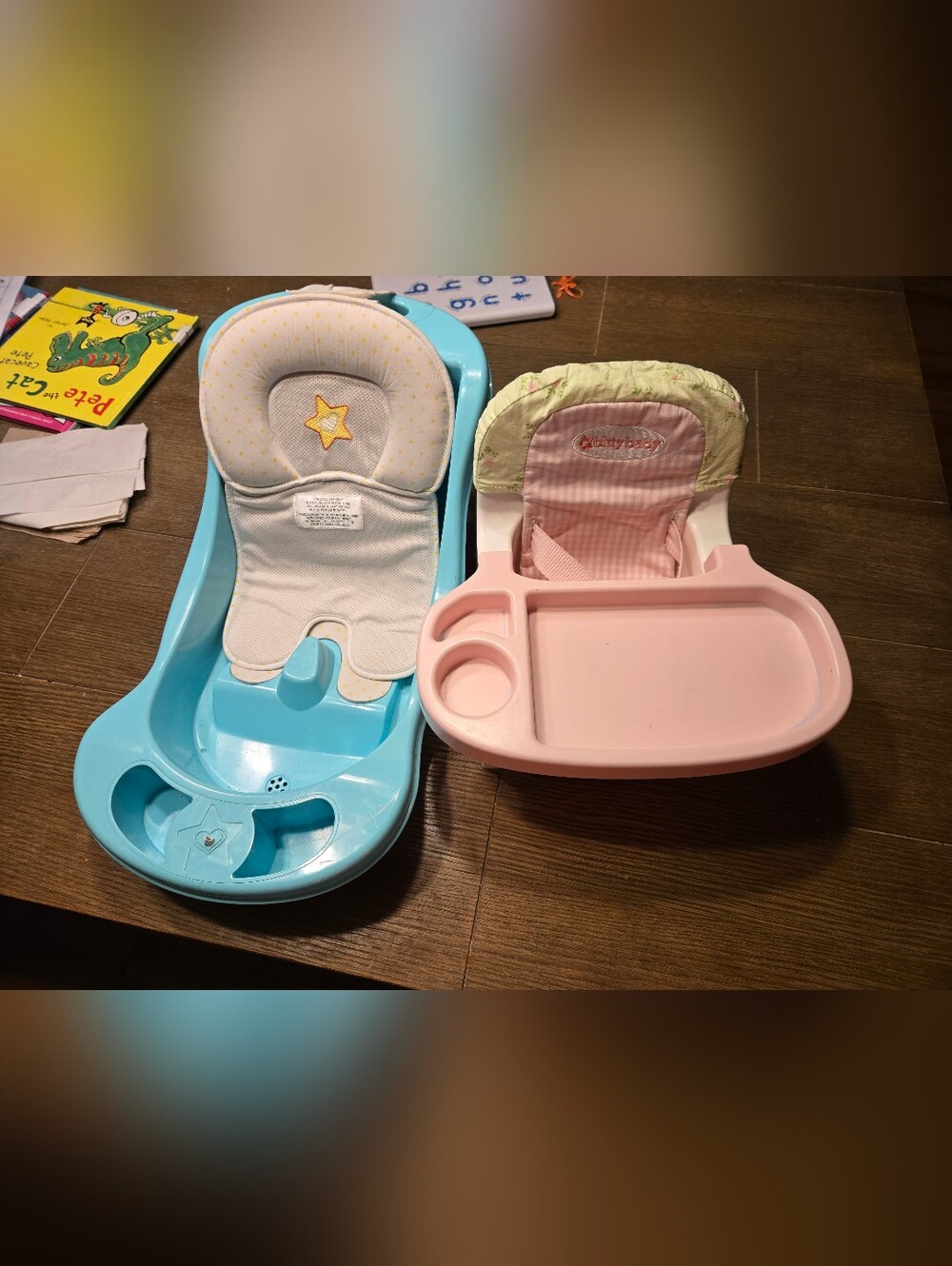 Bitty Baby Blue Infant Bath Seat & Pink Portable Feeding Tray Set